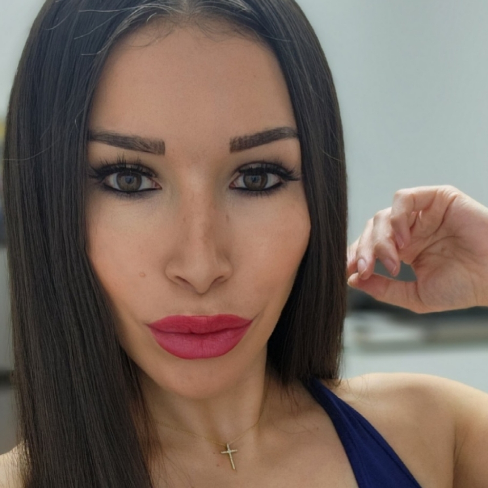 YOU COULDN'T AFFORD ME😉